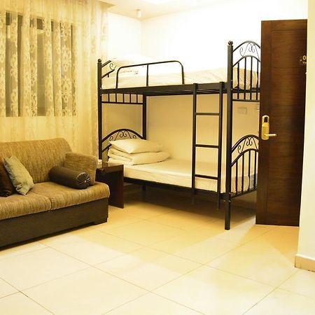 Nadine Hotel Suites Амман Экстерьер фото