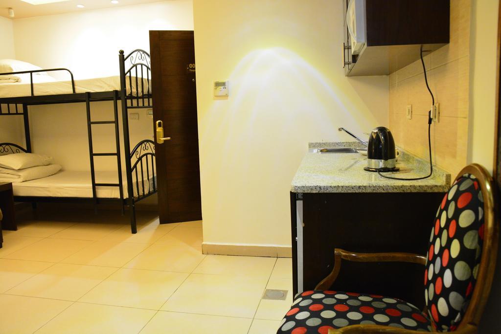 Nadine Hotel Suites Амман Экстерьер фото